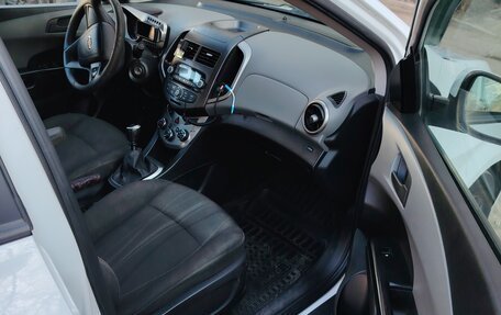 Chevrolet Aveo III, 2015 год, 745 000 рублей, 7 фотография