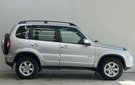 Chevrolet Niva I рестайлинг, 2012 год, 550 000 рублей, 4 фотография