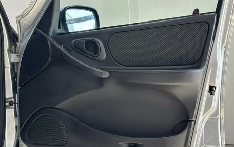 Chevrolet Niva I рестайлинг, 2012 год, 550 000 рублей, 17 фотография