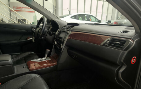 Toyota Camry, 2013 год, 1 699 000 рублей, 13 фотография