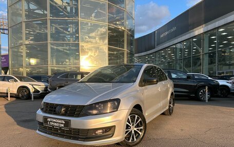 Volkswagen Polo VI (EU Market), 2015 год, 799 000 рублей, 2 фотография