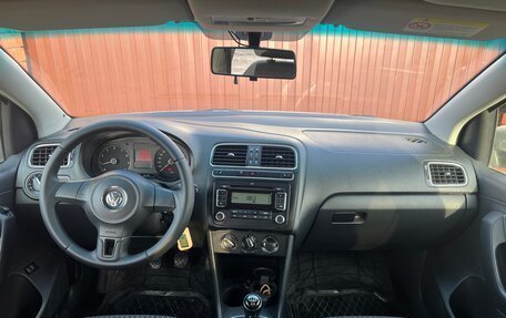 Volkswagen Polo VI (EU Market), 2010 год, 620 000 рублей, 15 фотография