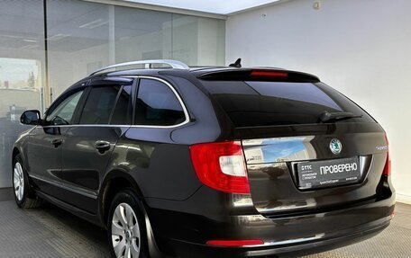 Skoda Superb III рестайлинг, 2013 год, 1 155 000 рублей, 8 фотография