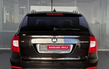 Skoda Superb III рестайлинг, 2013 год, 1 155 000 рублей, 7 фотография