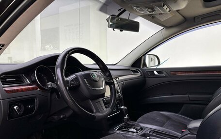 Skoda Superb III рестайлинг, 2013 год, 1 155 000 рублей, 20 фотография