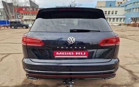Volkswagen Touareg III, 2018 год, 6 000 000 рублей, 5 фотография