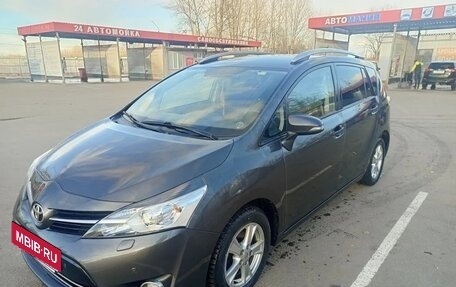Toyota Verso I, 2013 год, 1 330 000 рублей, 5 фотография