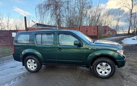 Nissan Pathfinder, 2005 год, 700 000 рублей, 2 фотография