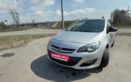Opel Astra J, 2013 год, 850 000 рублей, 2 фотография
