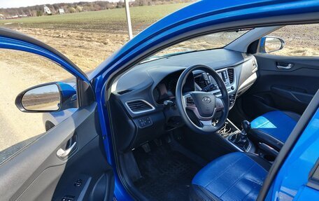 Hyundai Solaris II рестайлинг, 2017 год, 1 300 000 рублей, 9 фотография