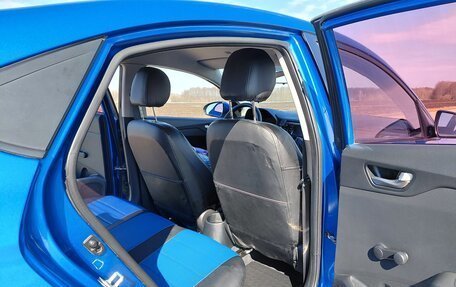 Hyundai Solaris II рестайлинг, 2017 год, 1 300 000 рублей, 7 фотография