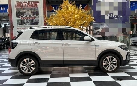 Volkswagen T-Cross I, 2022 год, 1 700 000 рублей, 7 фотография