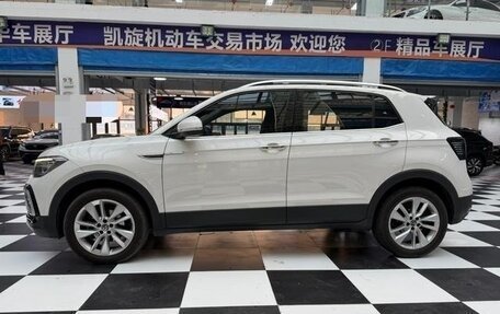 Volkswagen T-Cross I, 2022 год, 1 700 000 рублей, 4 фотография