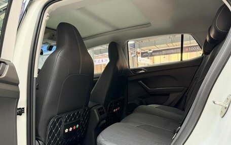 Volkswagen T-Cross I, 2022 год, 1 700 000 рублей, 9 фотография