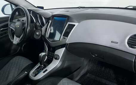 Chevrolet Cruze II, 2011 год, 745 000 рублей, 9 фотография