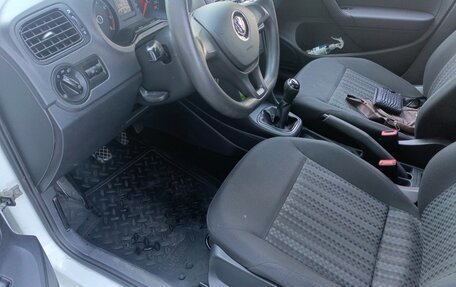 Volkswagen Polo VI (EU Market), 2015 год, 730 000 рублей, 6 фотография