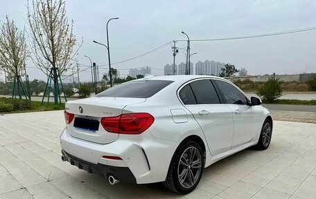 BMW 1 серия, 2022 год, 1 850 000 рублей, 6 фотография