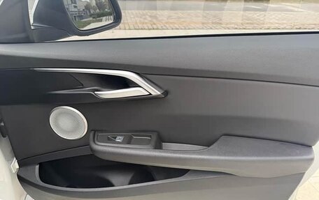 BMW 1 серия, 2022 год, 1 850 000 рублей, 12 фотография