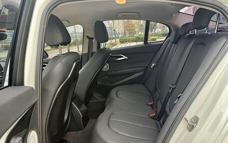 BMW 1 серия, 2022 год, 1 850 000 рублей, 13 фотография