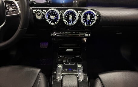 Mercedes-Benz A-Класс, 2022 год, 1 725 000 рублей, 13 фотография