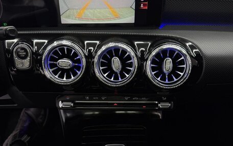 Mercedes-Benz A-Класс, 2022 год, 1 725 000 рублей, 11 фотография