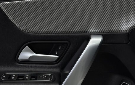 Mercedes-Benz A-Класс, 2022 год, 1 725 000 рублей, 15 фотография