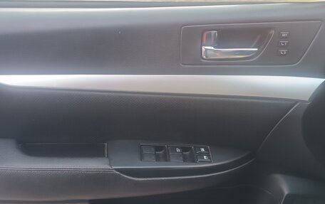 Subaru Outback IV рестайлинг, 2010 год, 1 200 000 рублей, 14 фотография