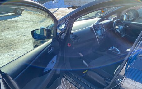 Nissan Leaf I, 2016 год, 850 000 рублей, 9 фотография