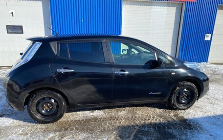 Nissan Leaf I, 2016 год, 850 000 рублей, 4 фотография