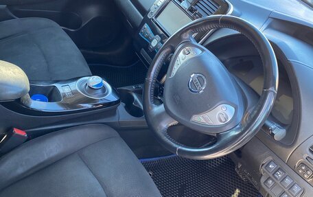 Nissan Leaf I, 2016 год, 850 000 рублей, 17 фотография