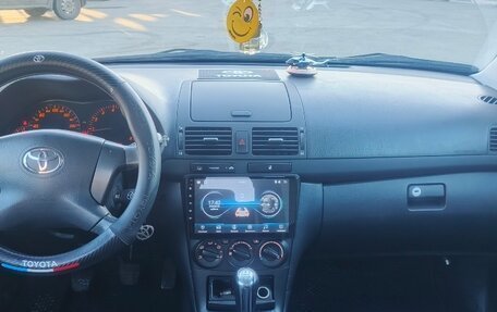 Toyota Avensis III рестайлинг, 2007 год, 550 000 рублей, 10 фотография