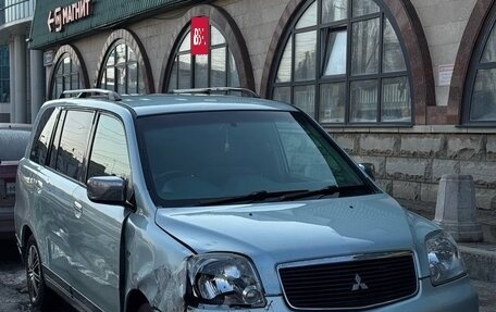 Mitsubishi Dion I рестайлинг, 2000 год, 150 000 рублей, 2 фотография