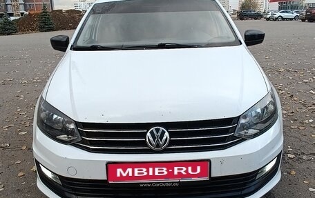 Volkswagen Polo VI (EU Market), 2015 год, 690 000 рублей, 1 фотография