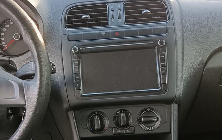 Volkswagen Polo VI (EU Market), 2015 год, 690 000 рублей, 7 фотография