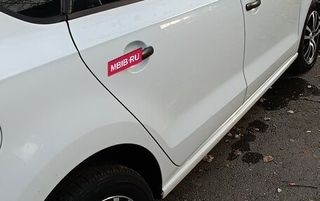 Volkswagen Polo VI (EU Market), 2015 год, 690 000 рублей, 5 фотография