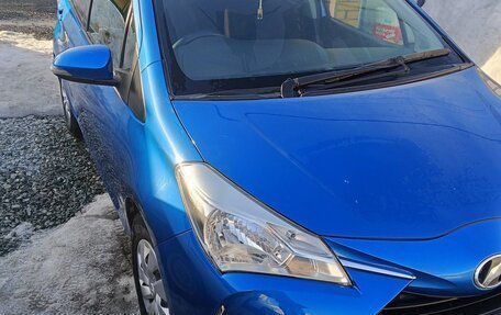 Toyota Vitz, 2018 год, 1 120 000 рублей, 2 фотография