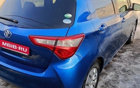 Toyota Vitz, 2018 год, 1 120 000 рублей, 3 фотография