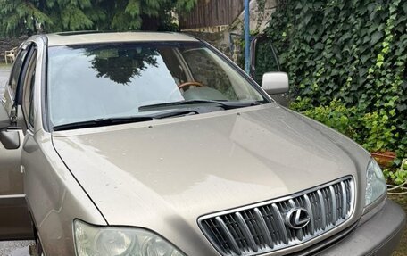 Lexus RX IV рестайлинг, 2002 год, 1 100 000 рублей, 14 фотография