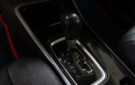 Mitsubishi Outlander III рестайлинг 3, 2018 год, 2 595 000 рублей, 11 фотография