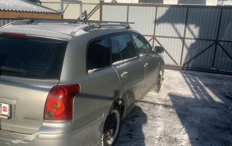 Toyota Avensis III рестайлинг, 2004 год, 550 000 рублей, 2 фотография