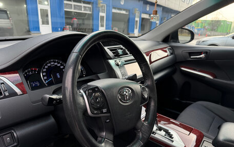 Toyota Camry, 2014 год, 1 900 000 рублей, 10 фотография