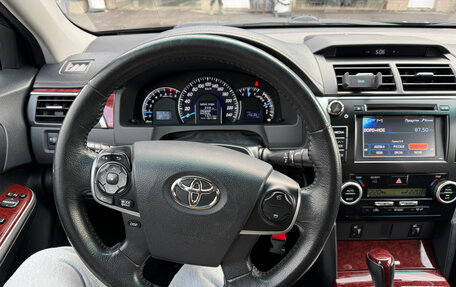 Toyota Camry, 2014 год, 1 900 000 рублей, 12 фотография