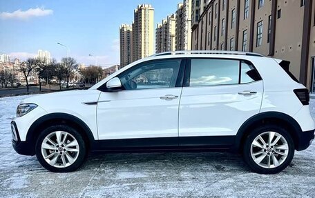 Volkswagen T-Cross I, 2021 год, 1 500 000 рублей, 4 фотография