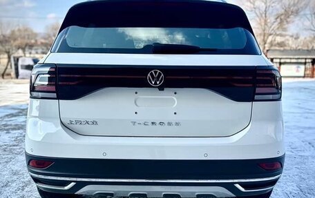 Volkswagen T-Cross I, 2021 год, 1 500 000 рублей, 6 фотография