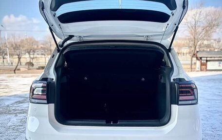 Volkswagen T-Cross I, 2021 год, 1 500 000 рублей, 22 фотография