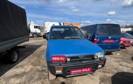 Nissan Terrano II рестайлинг, 1994 год, 400 000 рублей, 1 фотография