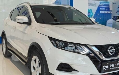 Nissan Qashqai, 2022 год, 1 900 000 рублей, 3 фотография