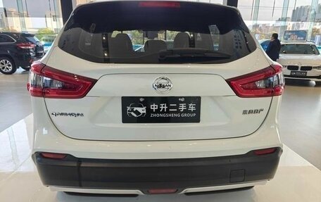 Nissan Qashqai, 2022 год, 1 900 000 рублей, 10 фотография