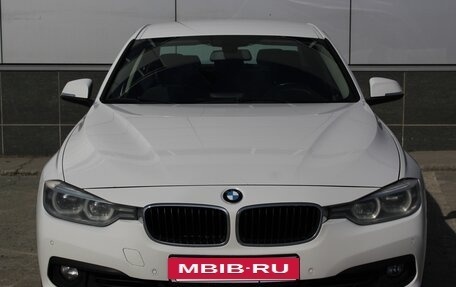 BMW 3 серия, 2018 год, 1 890 000 рублей, 2 фотография