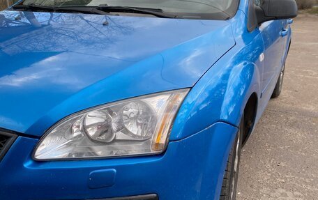 Ford Focus II рестайлинг, 2005 год, 400 000 рублей, 5 фотография